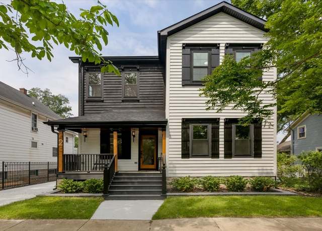 Property at 223 Center St, Naperville, IL 60540, 5 beds, 5 baths