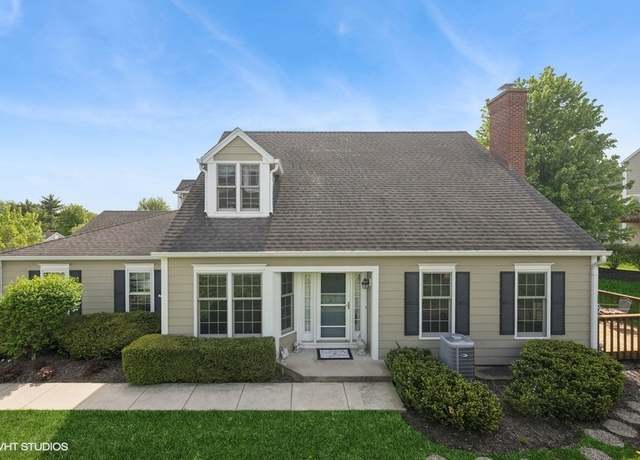 Property at 231 Sedgewick Cir, St. Charles, IL 60174, 3 beds, 2 baths