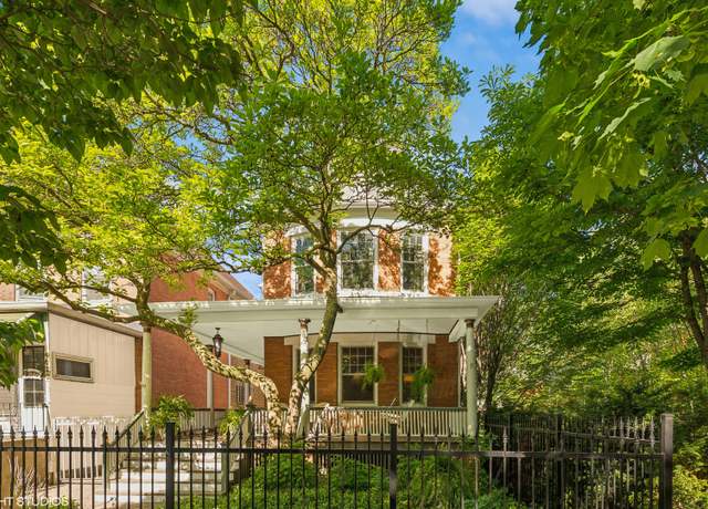 Property at 4622 N Hermitage Ave, Chicago, IL 60640, 5 beds, 4.5 baths