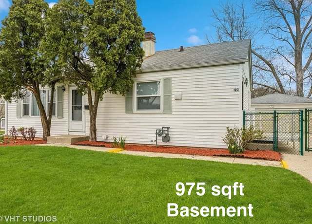 Property at 120 Madera Cir, Carpentersville, IL 60110, 3 beds, 1 bath