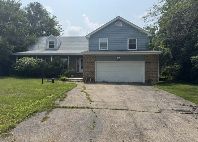 Property at 421 E Wise Rd, Schaumburg, IL 60193, 4 beds, 2.5 baths