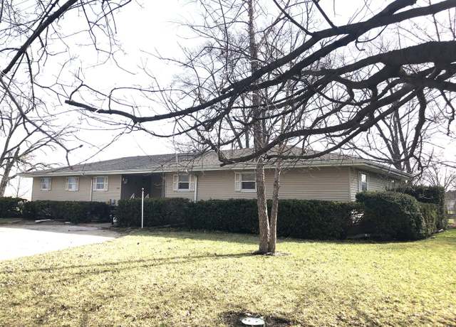 Property at 607 N Main St, Gilman, IL 60938, 5 beds, 2.5 baths