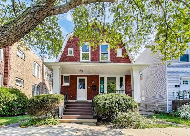 Property at 924 Circle Ave, Forest Park, IL 60130, 4 beds, 2 baths