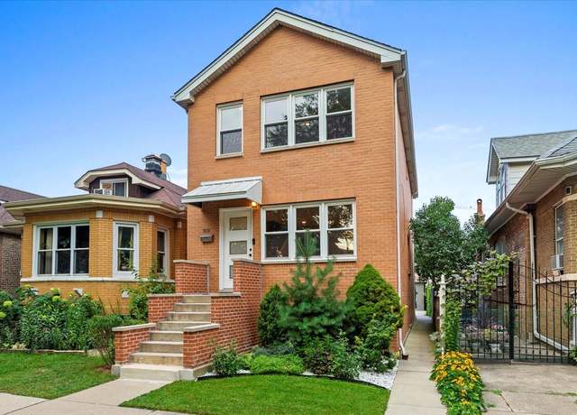 Property at 3634 N Mozart St, Chicago, IL 60618, 4 beds, 3.5 baths