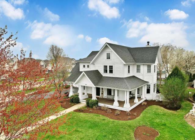 Property at 227 Bradford Cir, Batavia, IL 60510, 4 beds, 2.5 baths