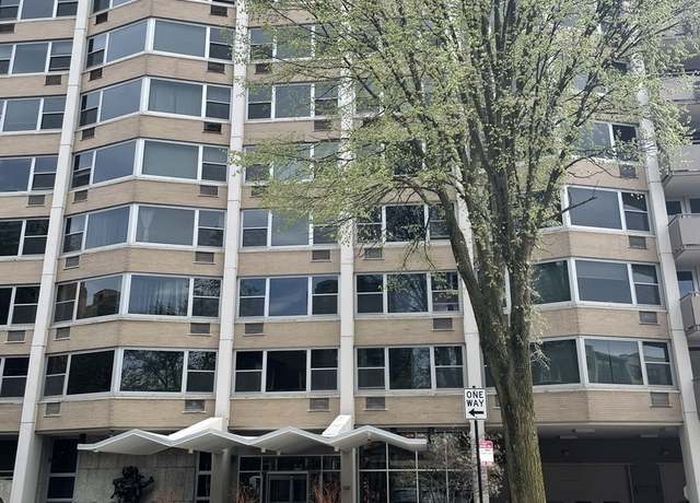 Property at 555 W Cornelia Ave #705, Chicago, IL 60657, 1 bed, 1 bath