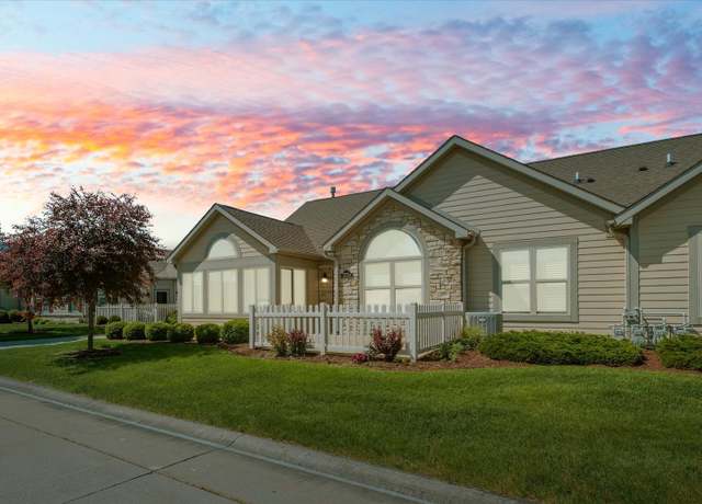 Property at 2754 J T Coffman Dr #2754, Champaign, IL 61822, 2 beds, 2 baths