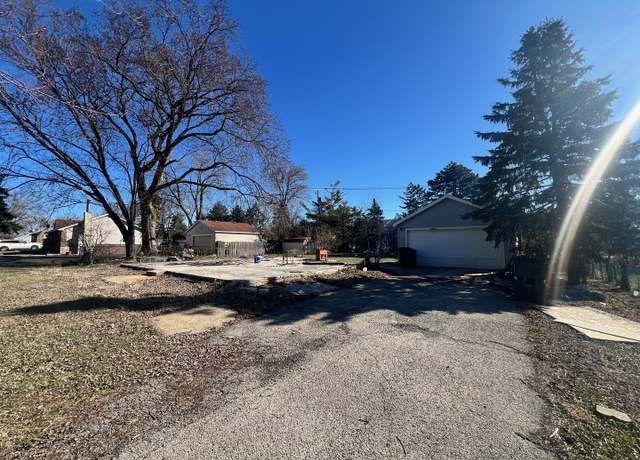 Property at 2N075 Pleasant Hill Rd, Carol Stream, IL 60188