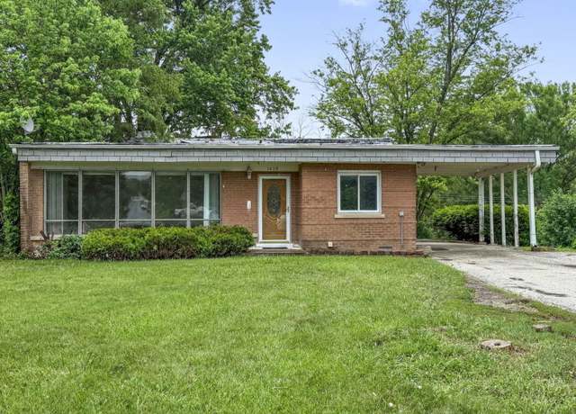 Property at 1439 S Highland Ave, Lombard, IL 60148, 3 beds, 2 baths