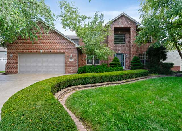 Property at 16343 Pioneer Pkwy, Lockport, IL 60441, 5 beds, 2.5 baths