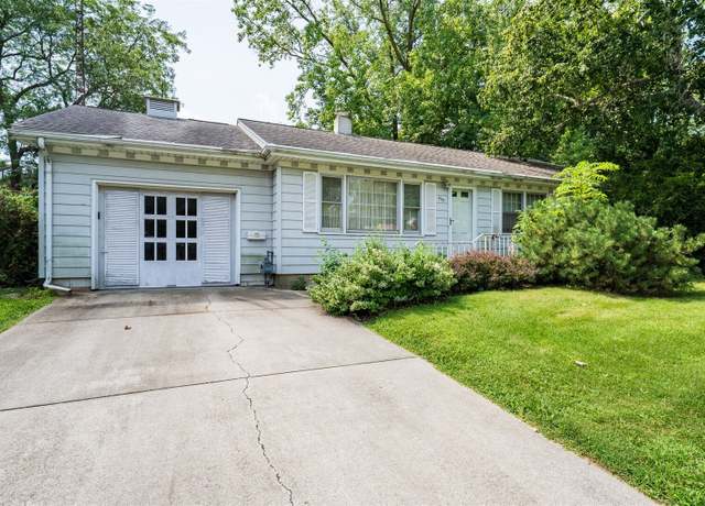 Property at 905 Ruston Ave, Normal, IL 61761, 3 beds, 2 baths