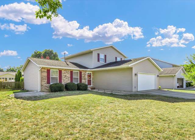 Property at 1206 Center St, Mahomet, IL 61853, 4 beds, 2 baths