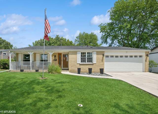Property at 516 W Weathersfield Way, Schaumburg, IL 60193, 4 beds, 2 baths