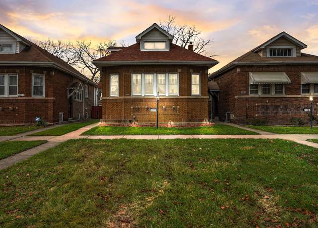 Property at 8028 S Wabash Ave, Chicago, IL 60619, 3 beds, 1.5 baths