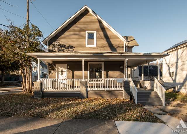 Property at 429 W Marion St, Joliet, IL 60436, 4 beds, 2 baths