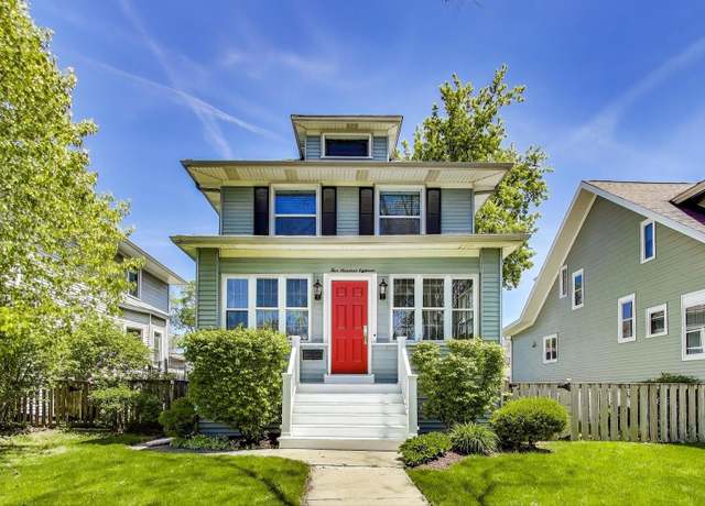 Property at 518 Clarence Ave, Oak Park, IL 60304, 3 beds, 2.5 baths