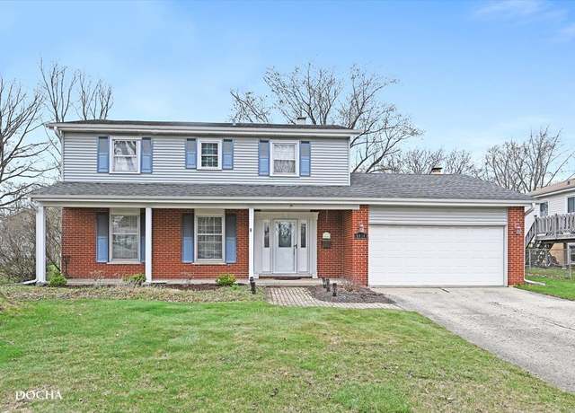 Property at 6914 Richmond Ave, Darien, IL 60561, 4 beds, 2.5 baths