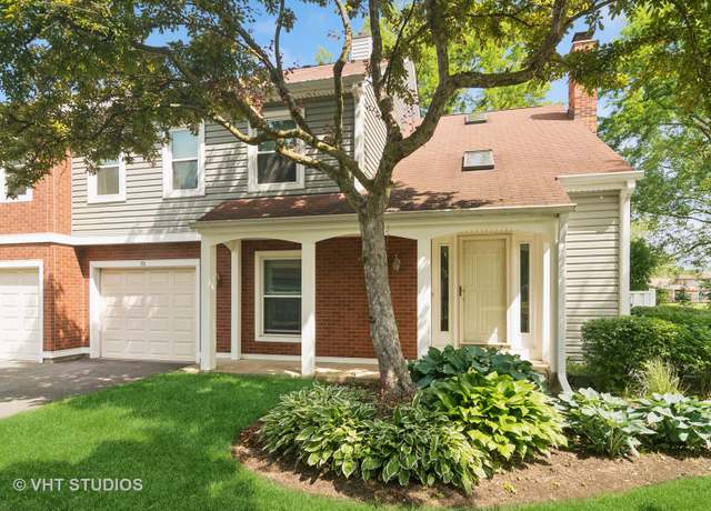 Property at 70 S Stonington Dr, Palatine, IL 60074, 2 beds, 1.5 baths