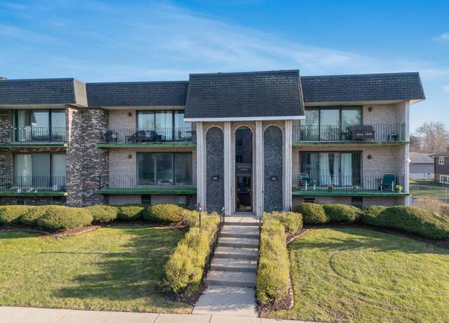 Property at 9120 S Pulaski Rd Unit 1E, Oak Lawn, IL 60453, 2 beds, 2 baths