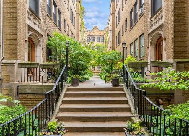 Property at 636 W Waveland Ave Unit 1C, Chicago, IL 60613, 1 bed, 1 bath