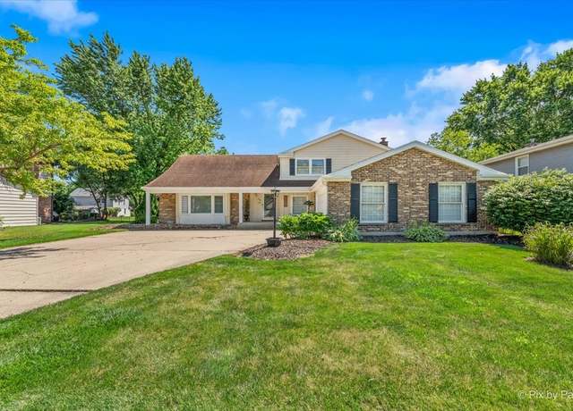 Property at 416 Iroquois Ave, Naperville, IL 60563, 4 beds, 2.5 baths