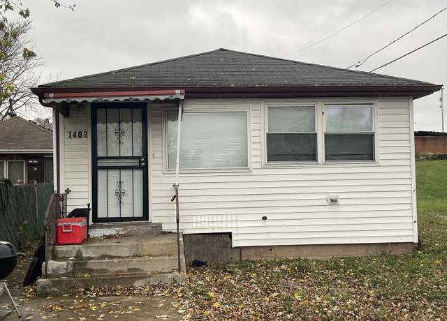 Property at 1402 Berkeley Ave, Chicago Heights, IL 60411, 2 beds, 2.5 baths