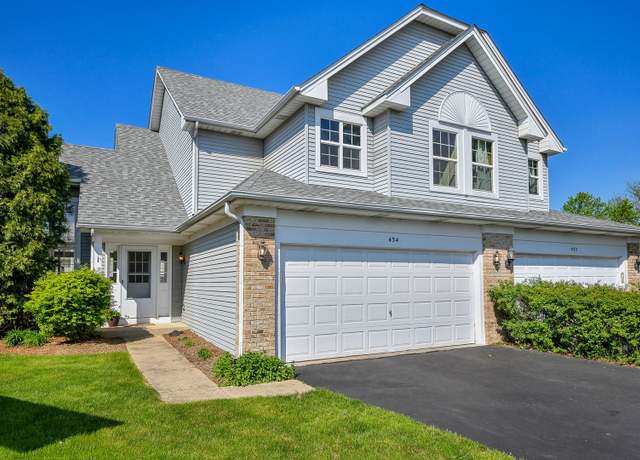 Property at 434 Prairieview Dr, Oswego, IL 60543, 3 beds, 2.5 baths
