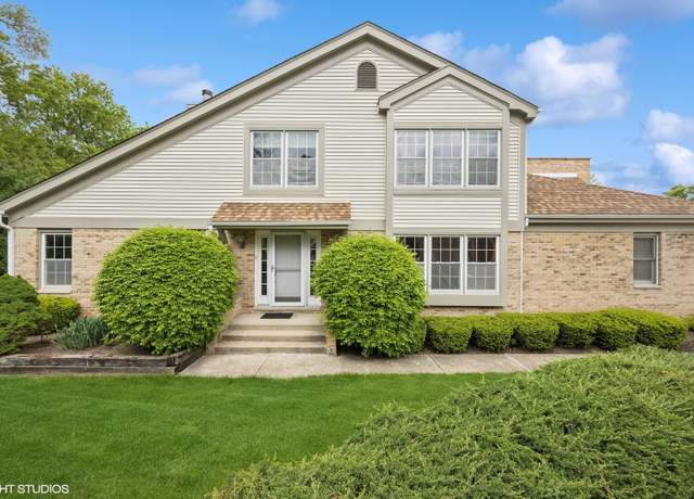 Property at 1924 W Ashbury Ln, Inverness, IL 60067, 3 beds, 3.5 baths