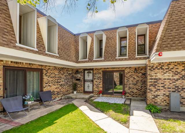 Property at 7808 Woodward Ave Unit 41-4G, Woodridge, IL 60517, 2 beds, 2 baths
