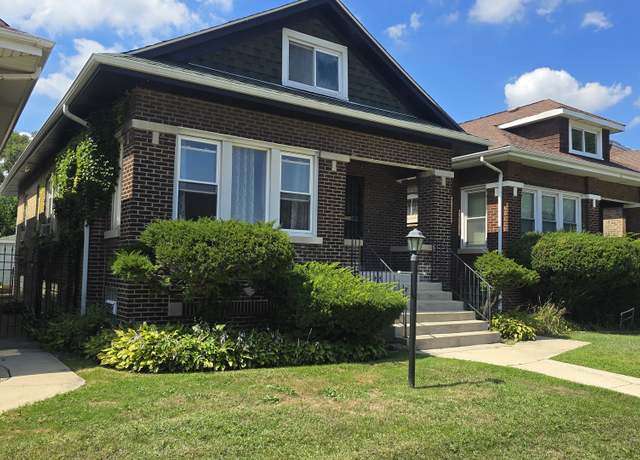 Property at 1430 N Lavergne Ave, Chicago, IL 60651, 5 beds, 2 baths