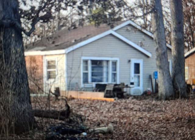 Property at 1705 Norfolk Ave, Crete, IL 60417, 2 beds, 1 bath