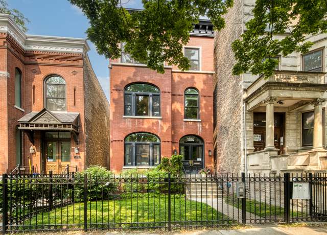 Property at 1304 N Hoyne Ave #1, Chicago, IL 60622, 3 beds, 2.5 baths