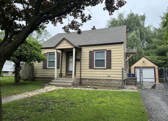 Property at 490 Country Club Dr, Kankakee, IL 60901, 2 beds, 1 bath