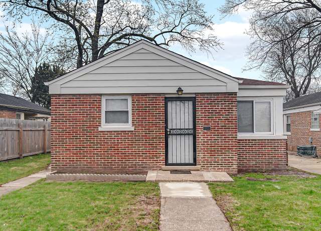 Property at 12529 S Loomis St, Calumet Park, IL 60827, 3 beds, 2 baths