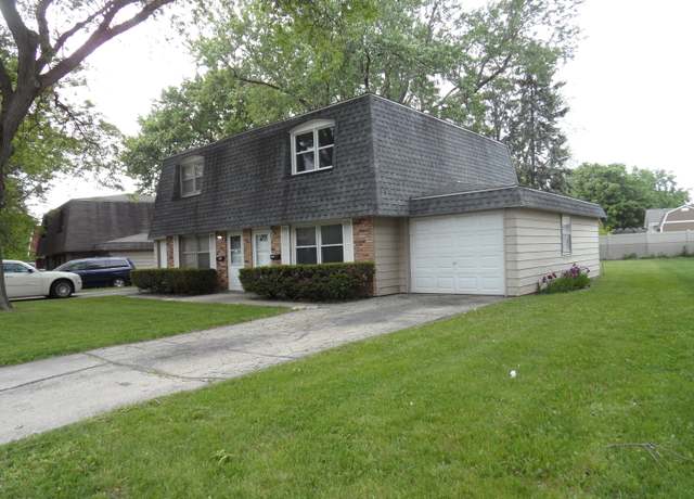 Property at 1963-69 W Illinois Ave, Aurora, IL 60506, 4 beds, 3 baths