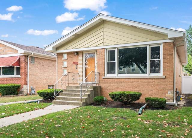 Property at 7505 N Oconto Ave, Chicago, IL 60631, 4 beds, 2 baths