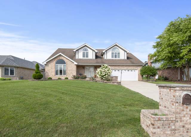 Property at 13124 W Beaver Lake Dr, Homer Glen, IL 60491, 4 beds, 2.5 baths