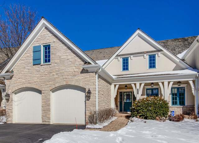 Property at 555 Greenway Dr, Lake Forest, IL 60045, 4 beds, 4 baths