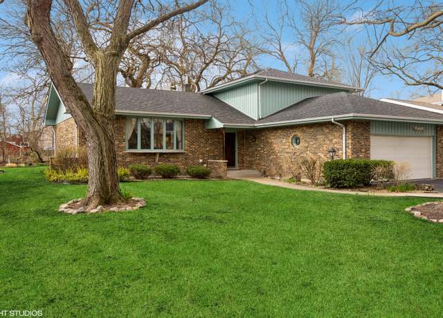 Property at 2441 Patricia Ln, Homewood, IL 60430, 4 beds, 3 baths