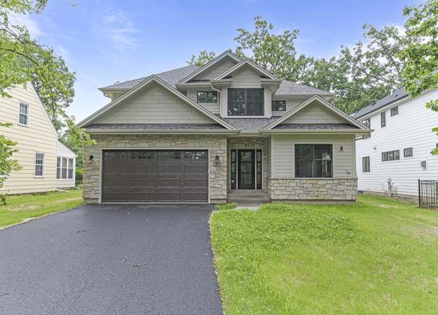 Property at 1672 Huntington Ln, Highland Park, IL 60035, 4 beds, 3.5 baths
