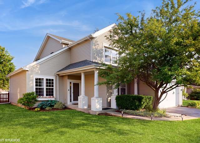 Property at 1389 Lily Cache Ln, Bolingbrook, IL 60490, 4 beds, 2.5 baths