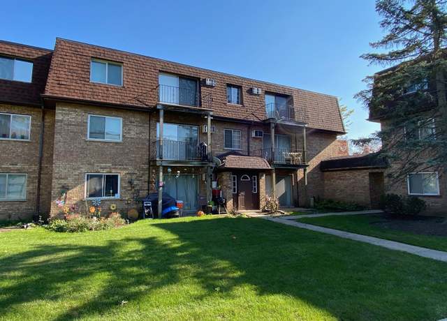 Property at 115 E Dundee Rd Unit 3N, Wheeling, IL 60090, 2 beds, 1 bath