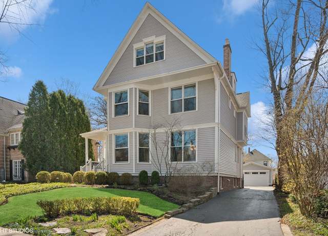 Property at 800 Lincoln Ave, Winnetka, IL 60093, 5 beds, 4.5 baths