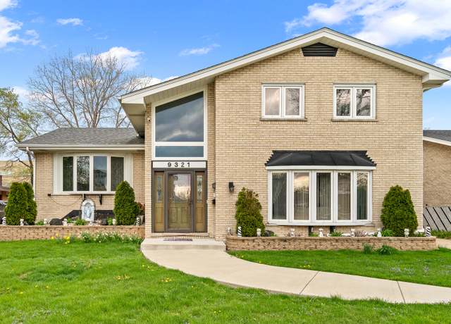 Property at 9321 S Kolmar Ave, Oak Lawn, IL 60453, 6 beds, 3.5 baths