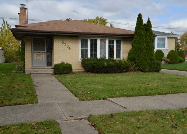 Property at 5304 Franklin Ave, Oak Lawn, IL 60453, 3 beds, 2 baths
