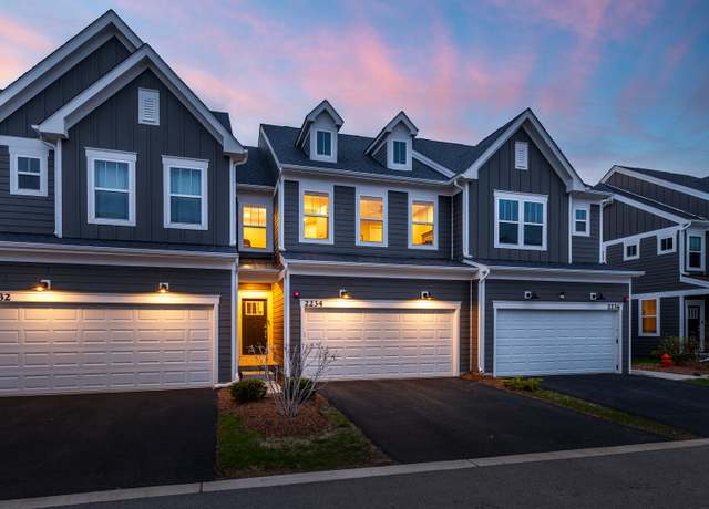 Property at 2234 Weatherbee Ln, Naperville, IL 60563, 3 beds, 2.5 baths