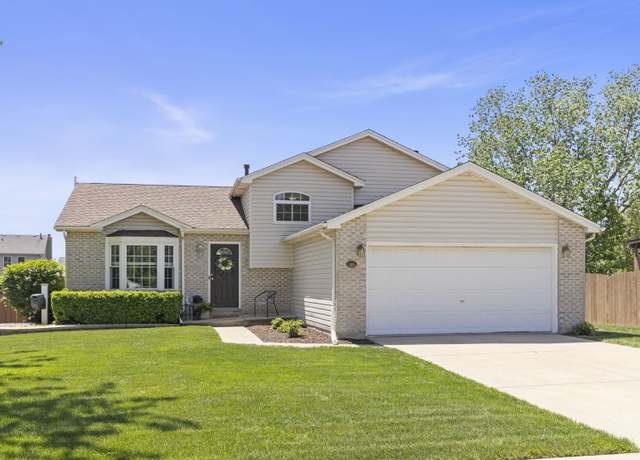 Property at 5306 Whisper Meadow Ct, Plainfield, IL 60586, 3 beds, 2.5 baths