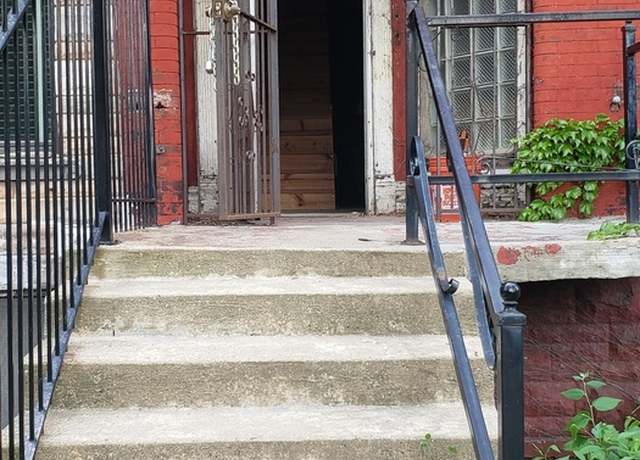 Property at 4039 S Indiana Ave, Chicago, IL 60653, 4 beds, 3.5 baths