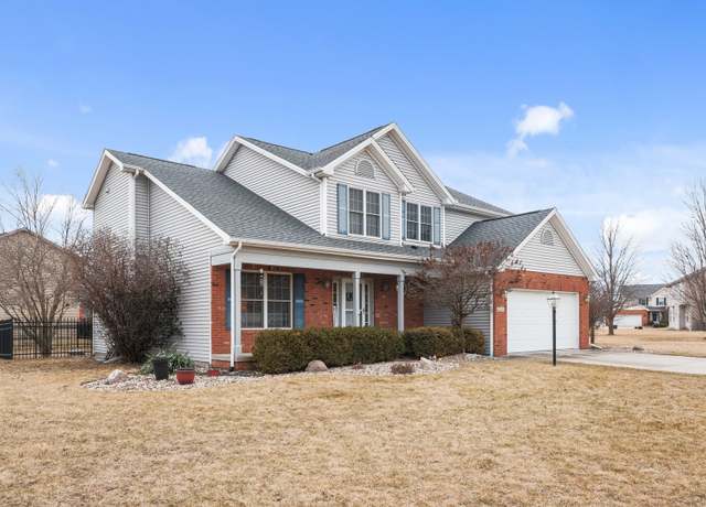 Property at 2311 Nugent Cir, Urbana, IL 61802, 5 beds, 3.5 baths