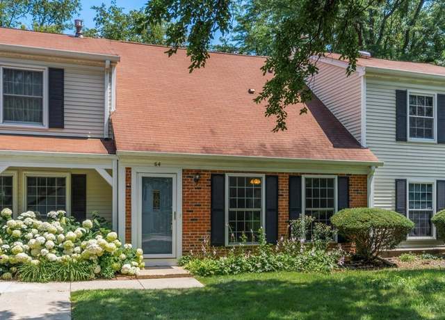 Property at 64 Wildwood Trl, Cary, IL 60013, 3 beds, 2 baths